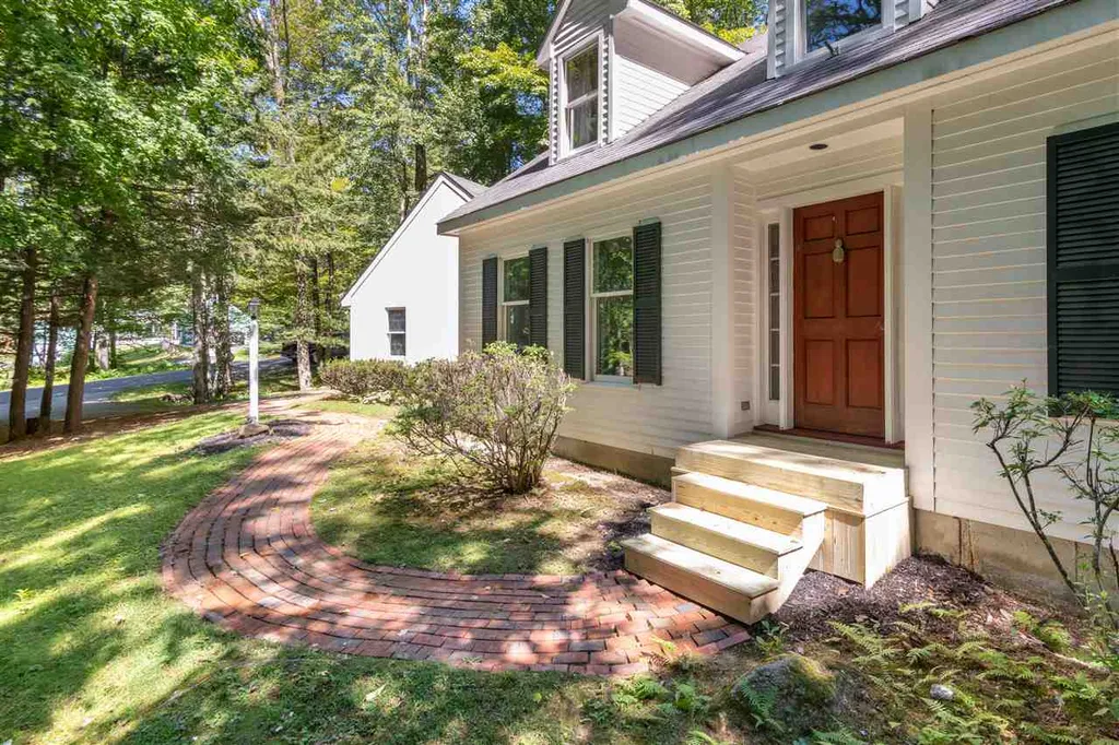 20 Skyview Circle Meredith NH 03253