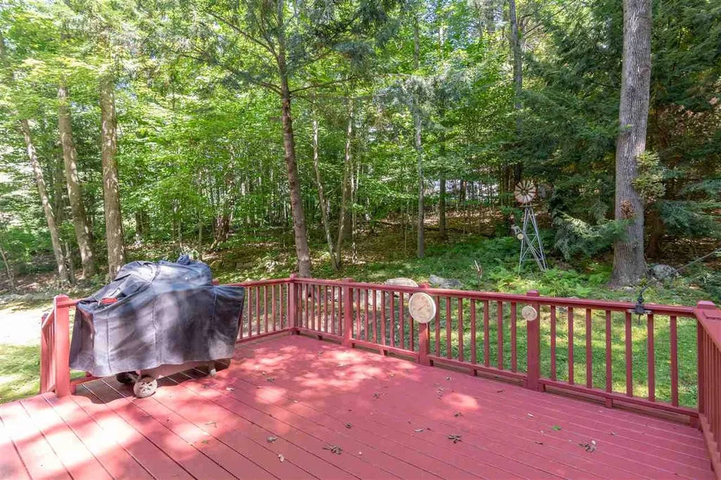 20 Skyview Circle Meredith NH 03253
