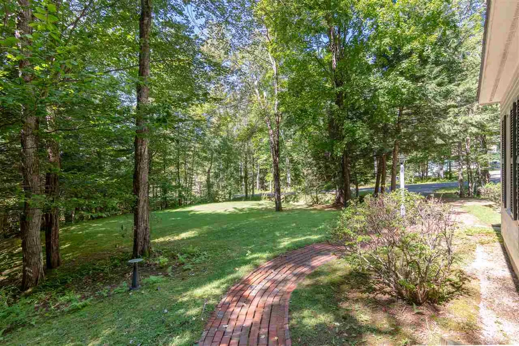 20 Skyview Circle Meredith NH 03253