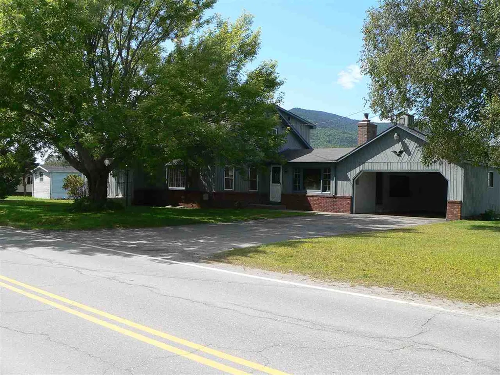 19 Nh Route 145 Colebrook NH 03576