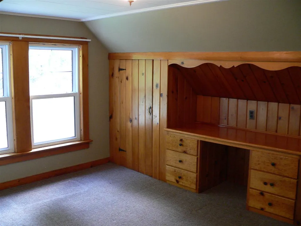 19 Nh Route 145 Colebrook NH 03576