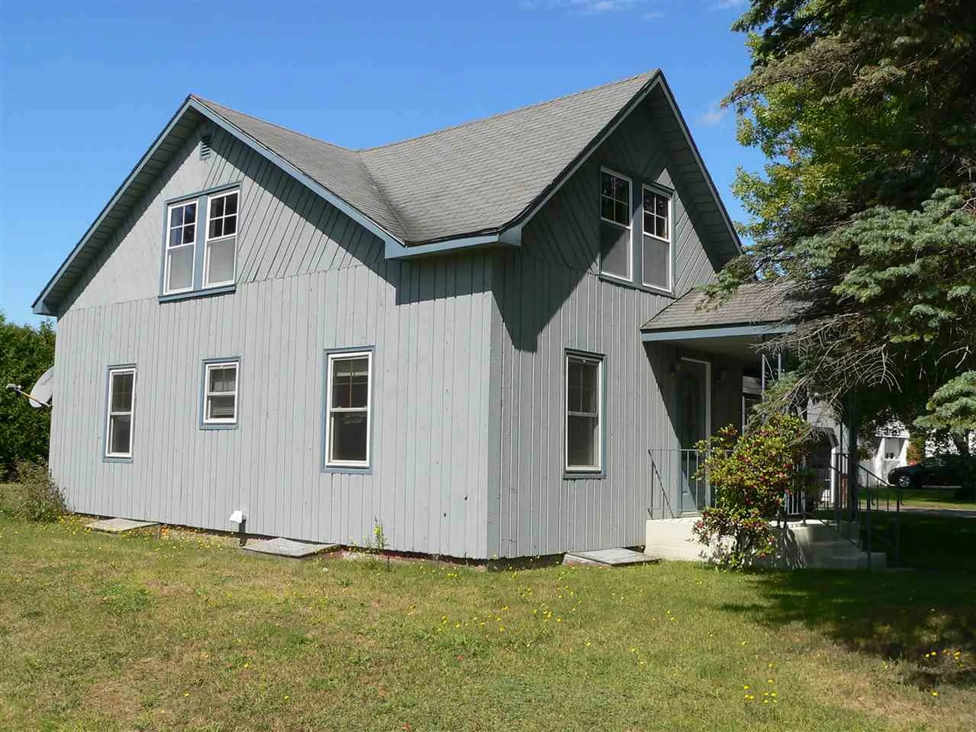 19 Nh Route 145 Colebrook NH 03576