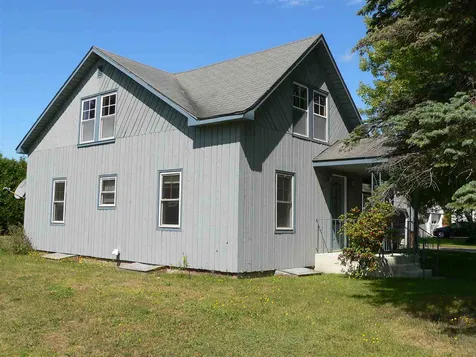 19 Nh Route 145 Colebrook NH 03576