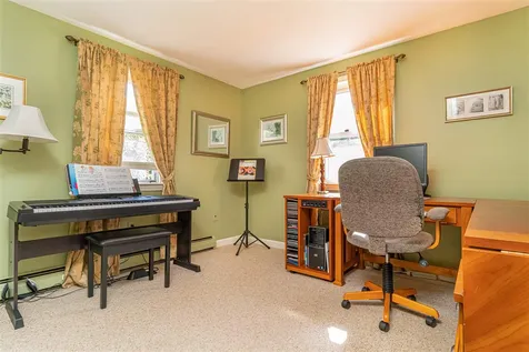 477 Stockdale Circle Rollinsford NH 03869