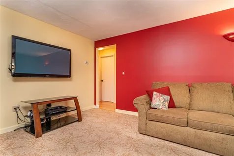 477 Stockdale Circle Rollinsford NH 03869