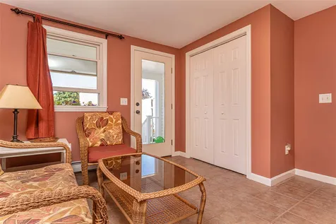 477 Stockdale Circle Rollinsford NH 03869