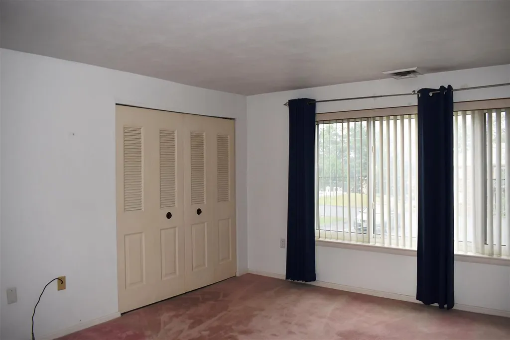39 Spit Brook Road Nashua NH 03060