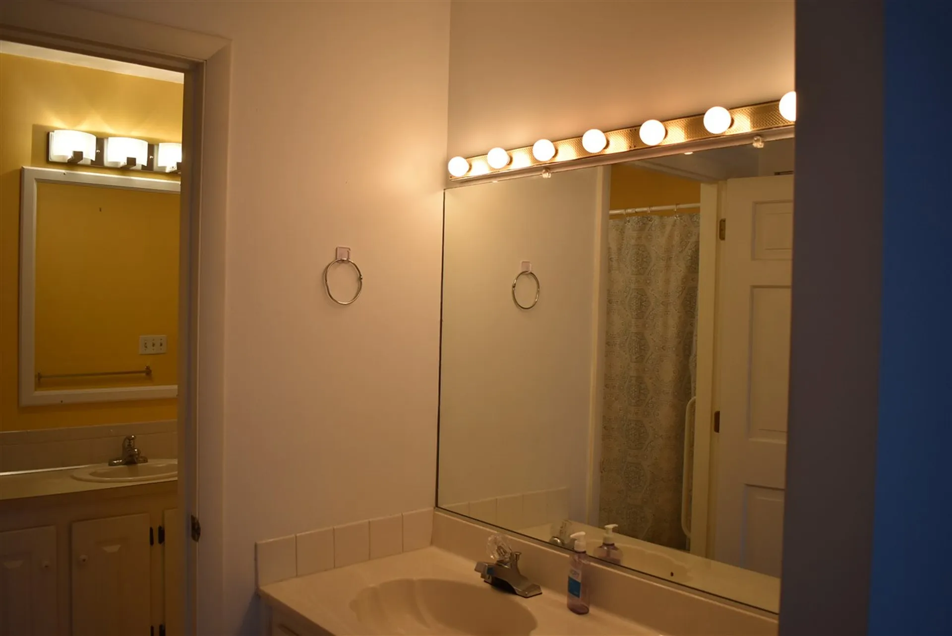 39 Spit Brook Road Nashua NH 03060