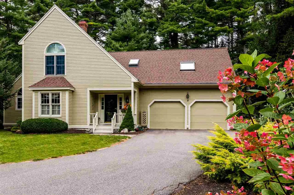 8 Ash Lane York ME 03909