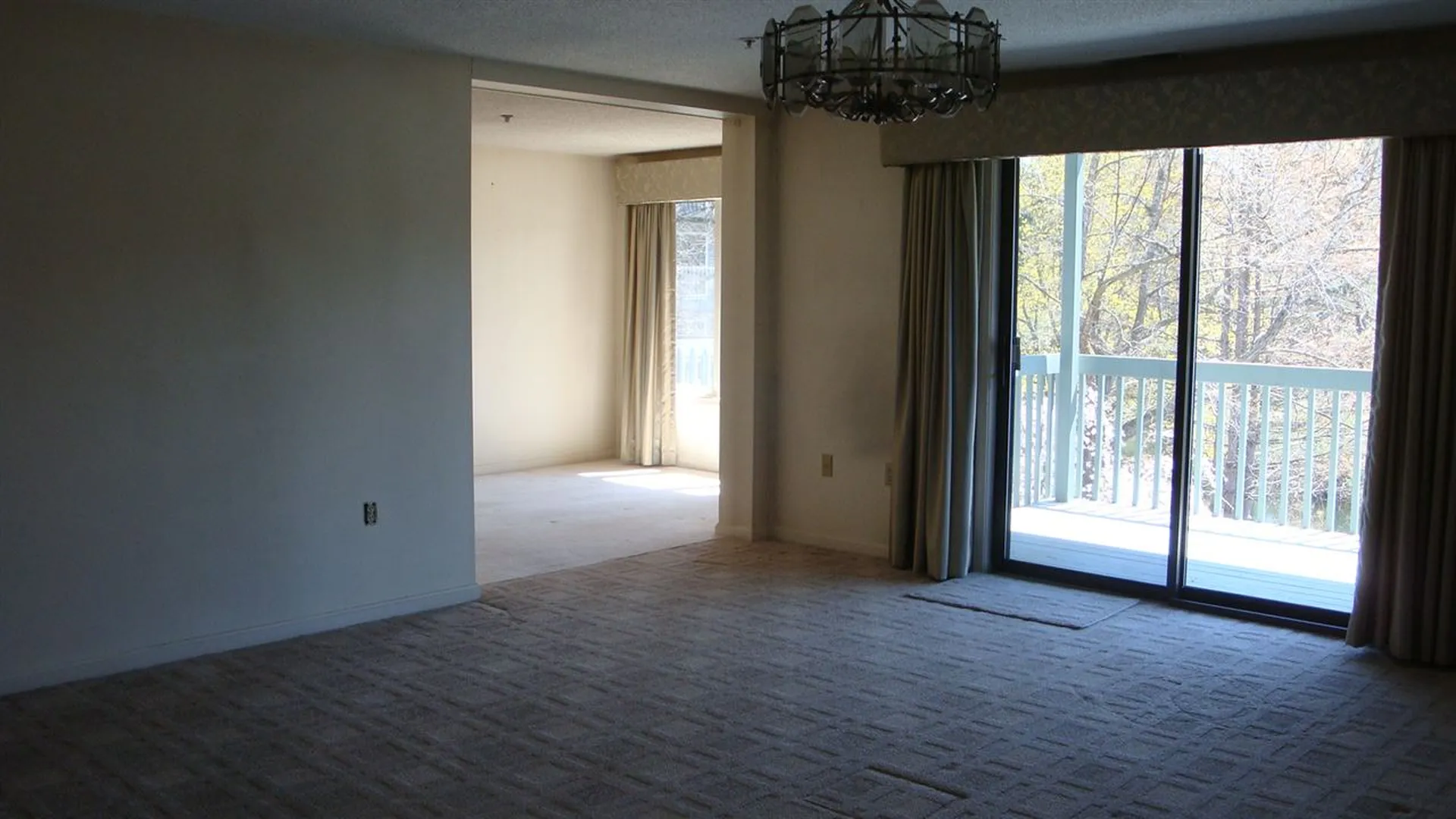 16 Ledgewood Hills Drive Nashua NH 03062