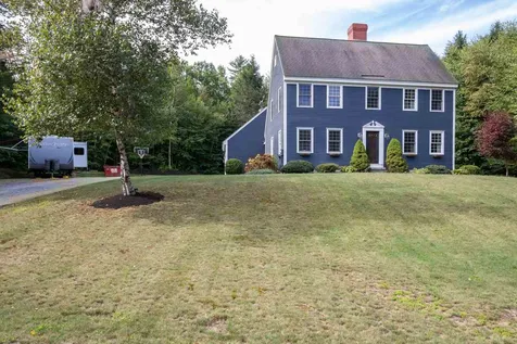 74 Carriage Road New Boston NH 03070