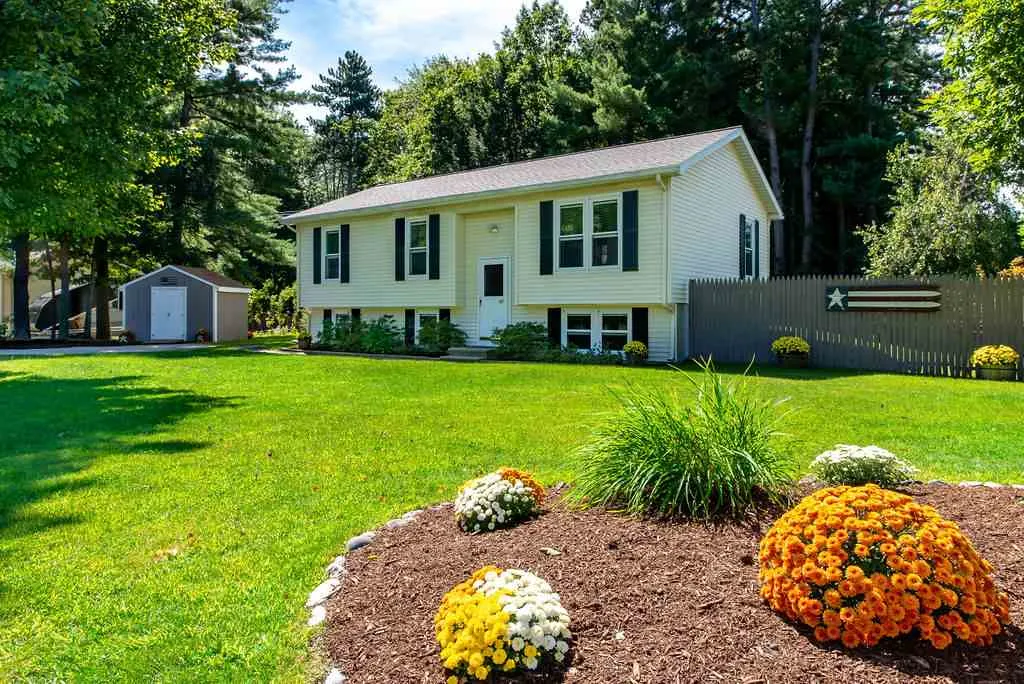 51 Lowell Street Rochester NH 03867