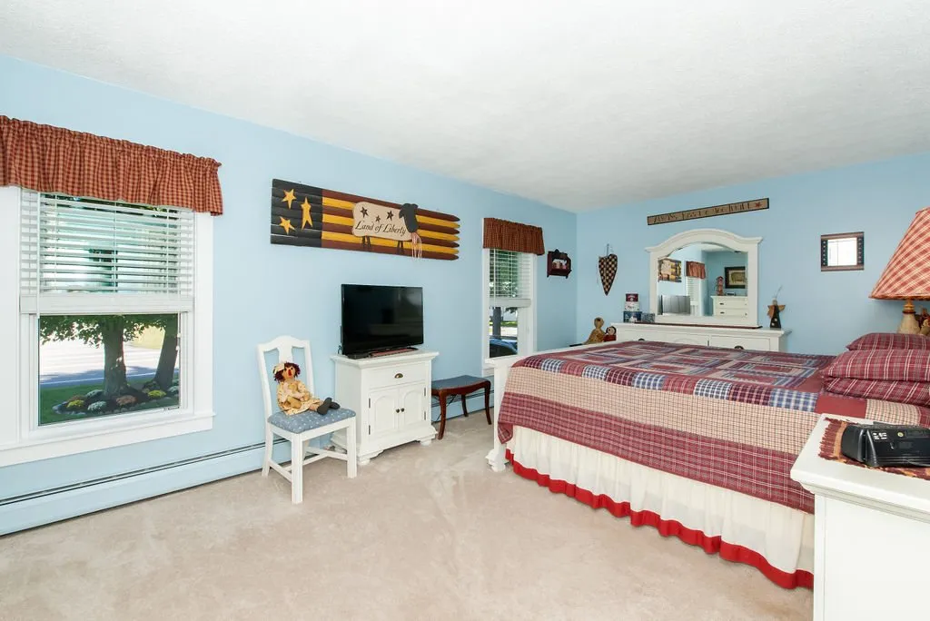 51 Lowell Street Rochester NH 03867