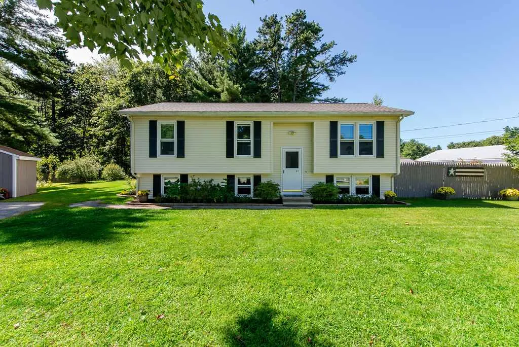 51 Lowell Street Rochester NH 03867