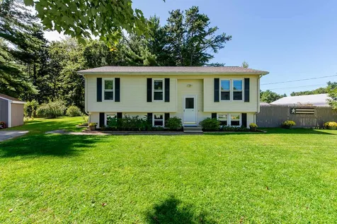 51 Lowell Street Rochester NH 03867