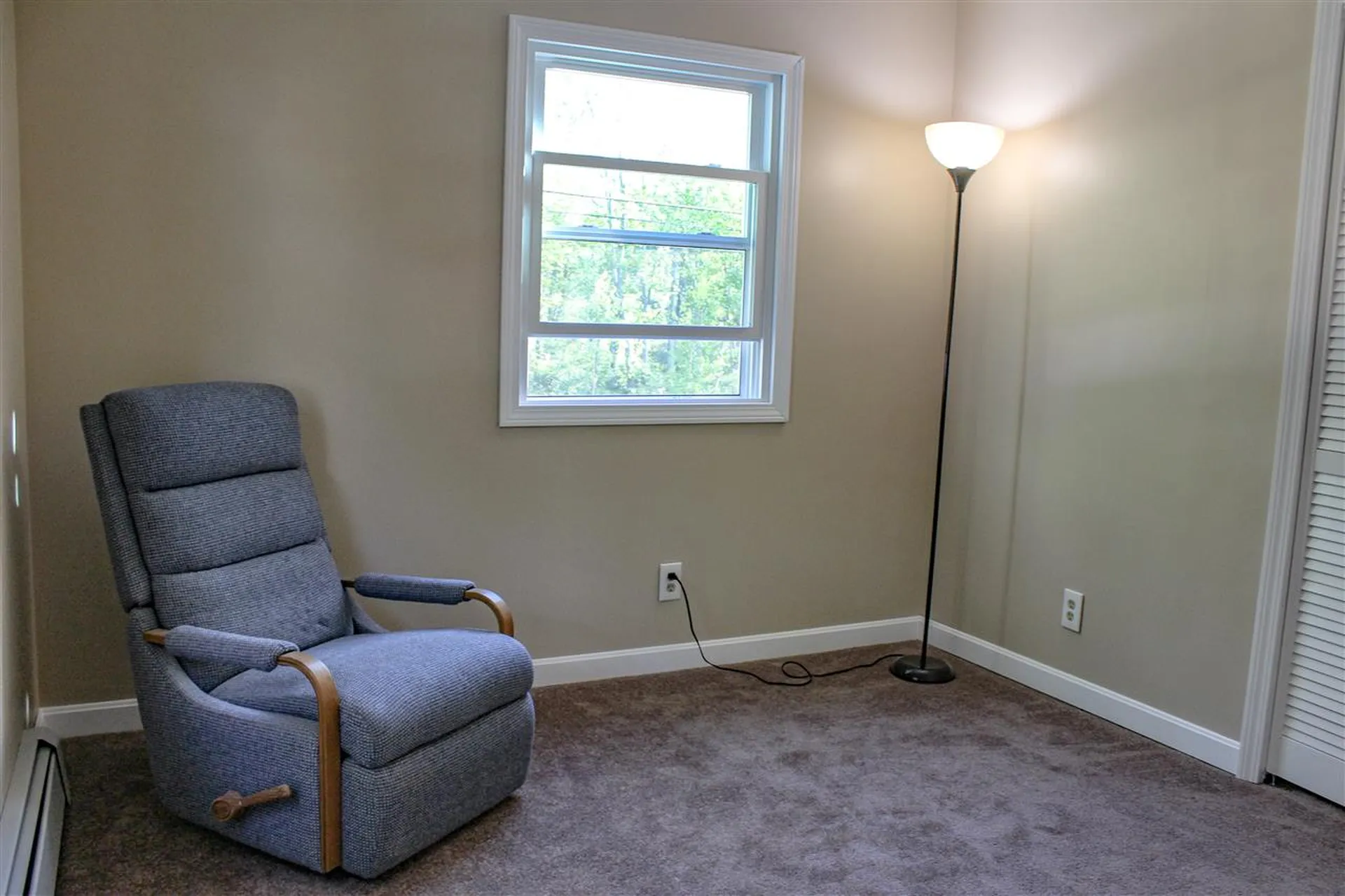 18 W. Shore Drive Raymond NH 03077