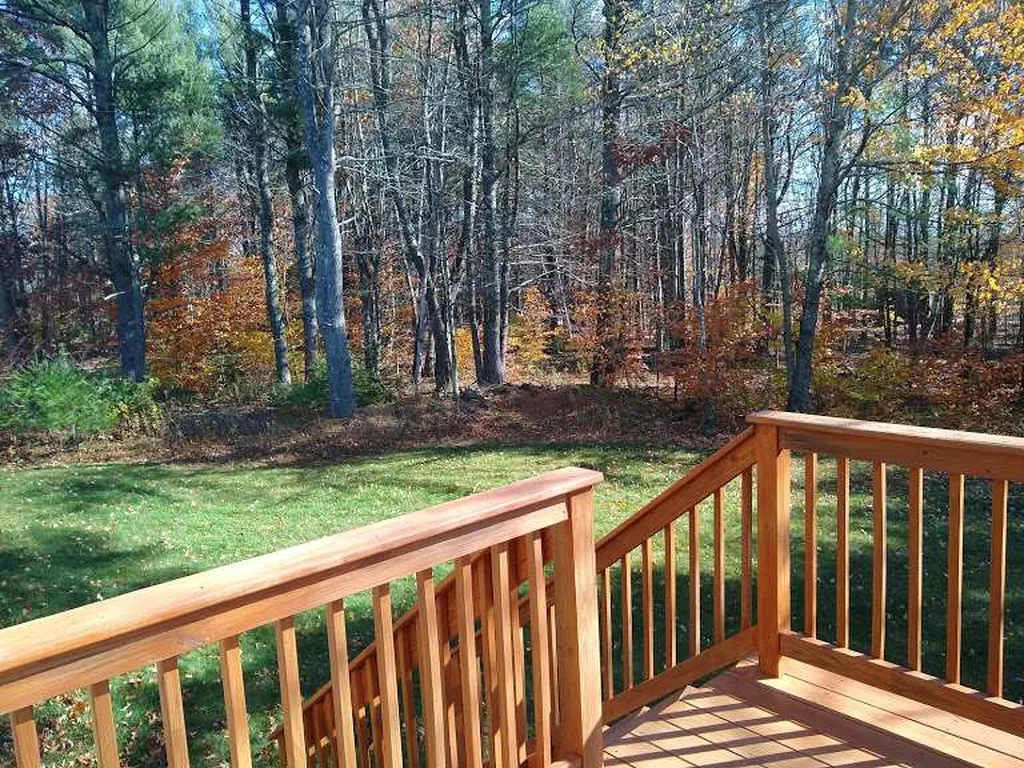 3 Rocky Hill Road Nottingham NH 03290