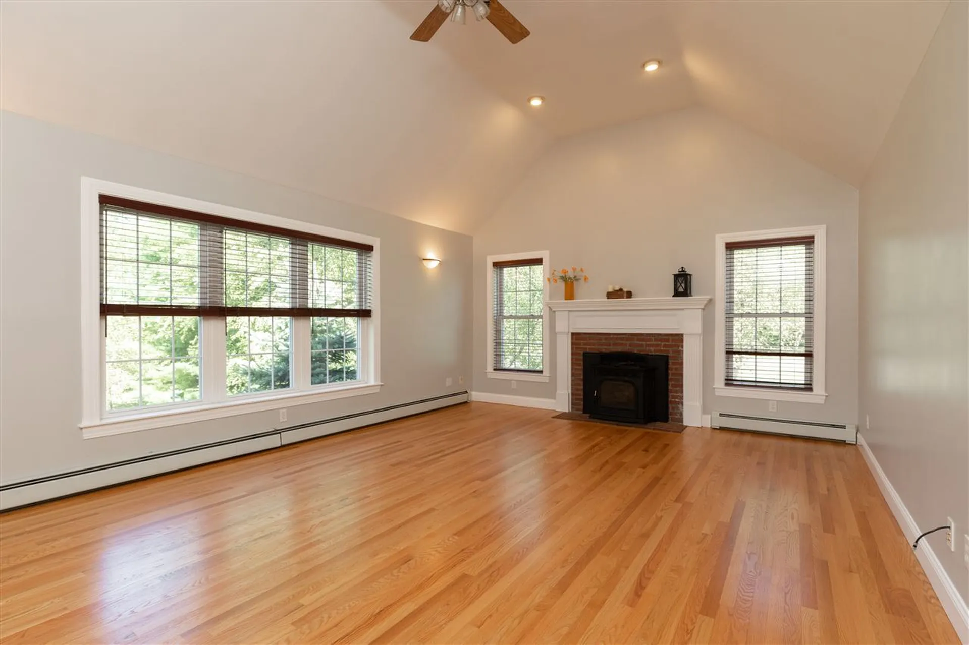 14 Easton Hill Lane Stratham NH 03885