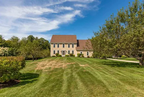 14 Easton Hill Lane Stratham NH 03885