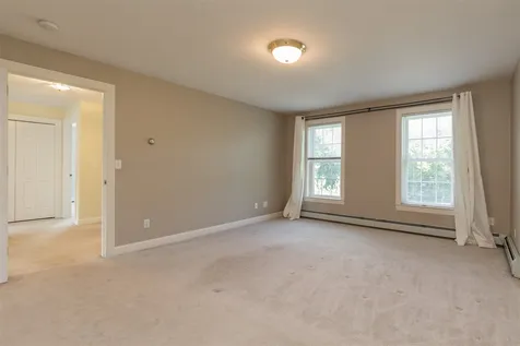 14 Easton Hill Lane Stratham NH 03885