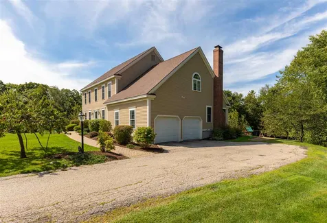 14 Easton Hill Lane Stratham NH 03885