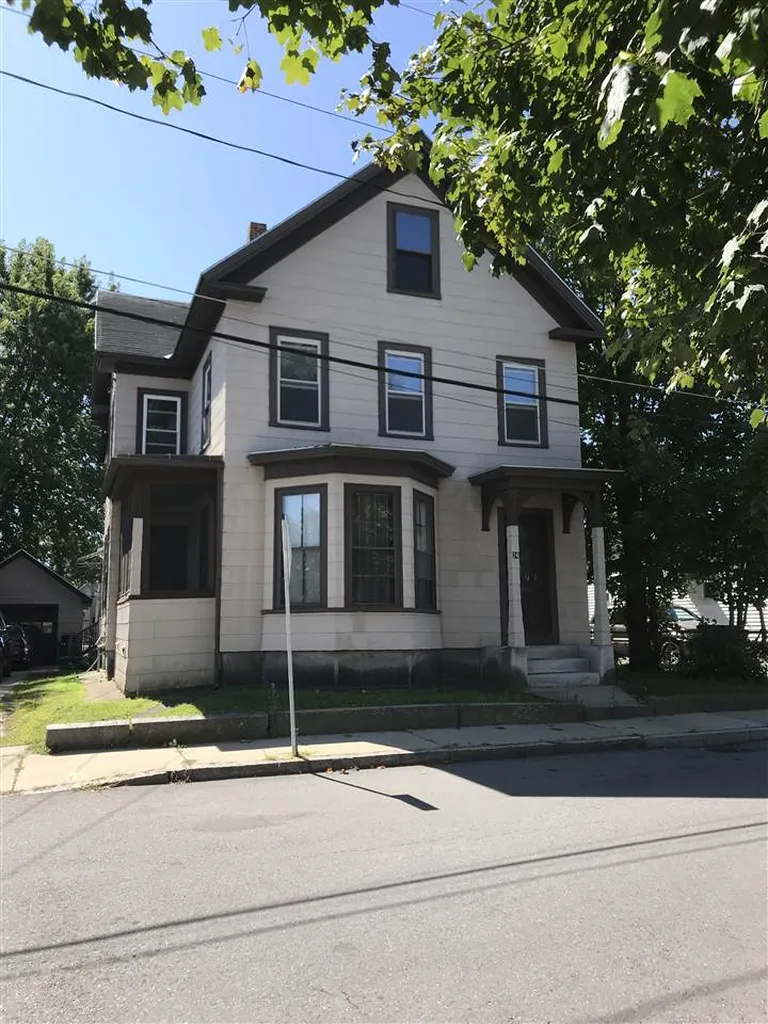 24 Mulberry Street Nashua NH 03060