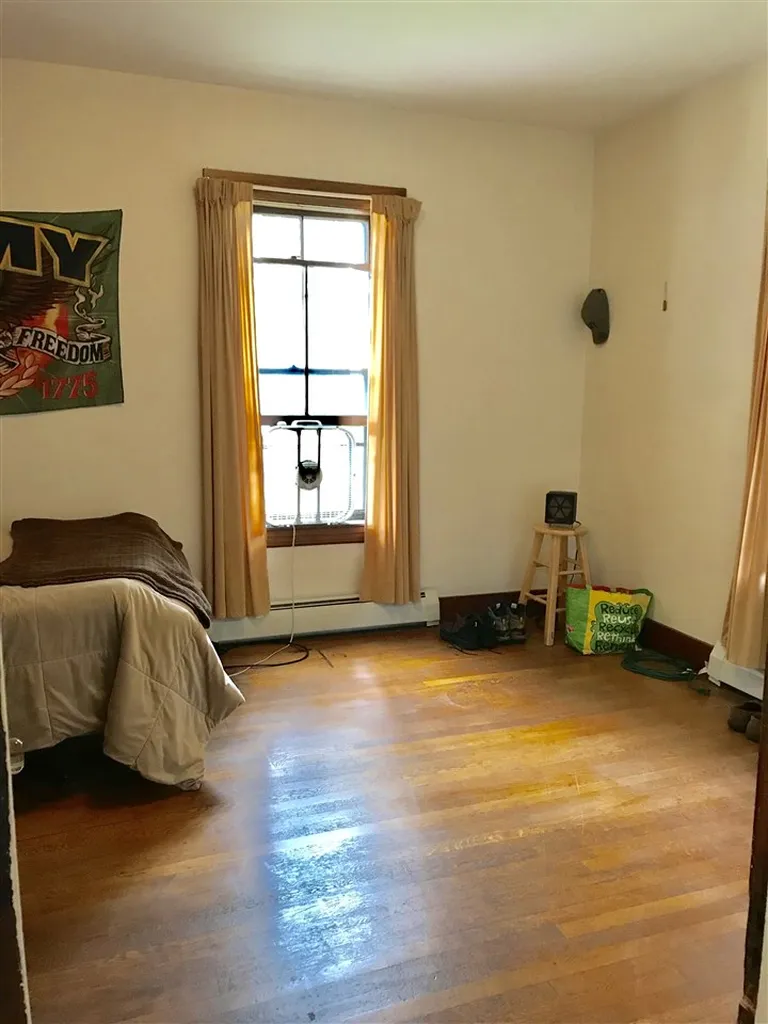 24 Mulberry Street Nashua NH 03060
