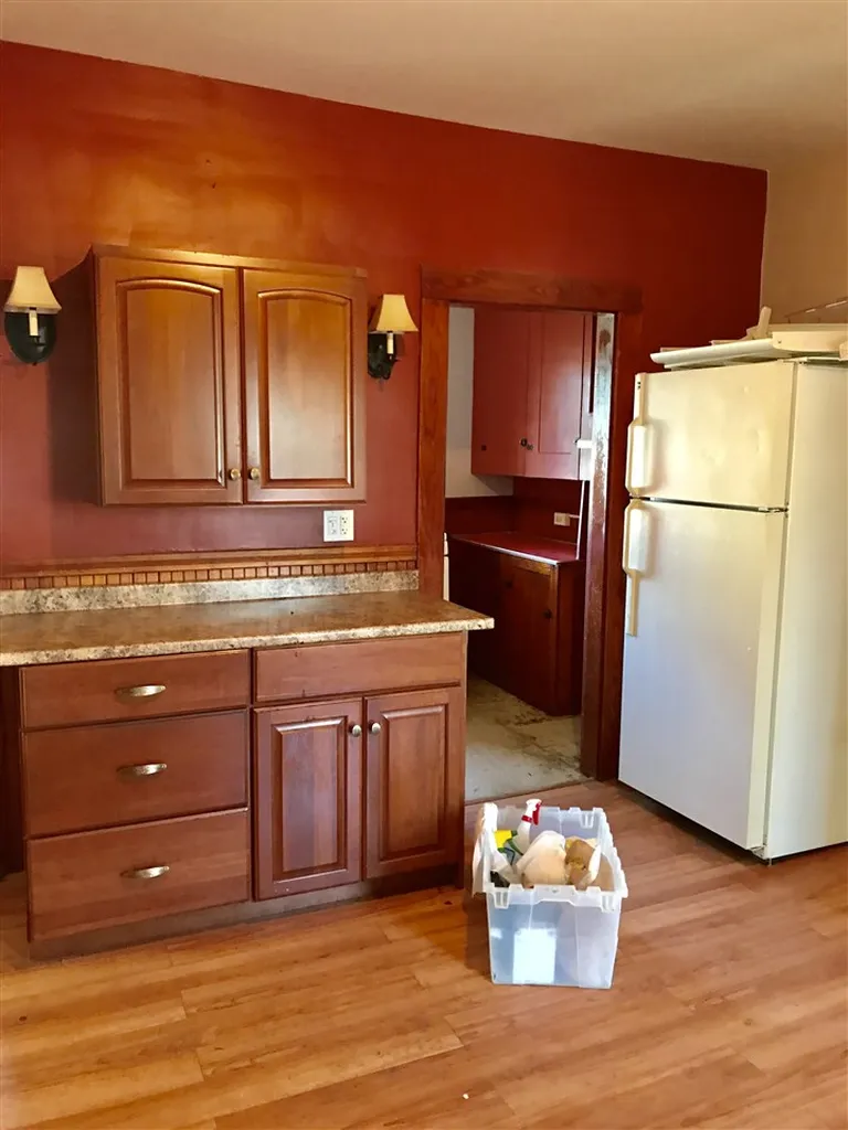 24 Mulberry Street Nashua NH 03060