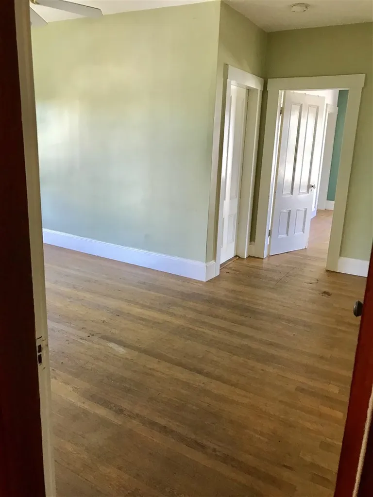 24 Mulberry Street Nashua NH 03060