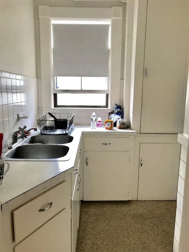 24 Mulberry Street Nashua NH 03060