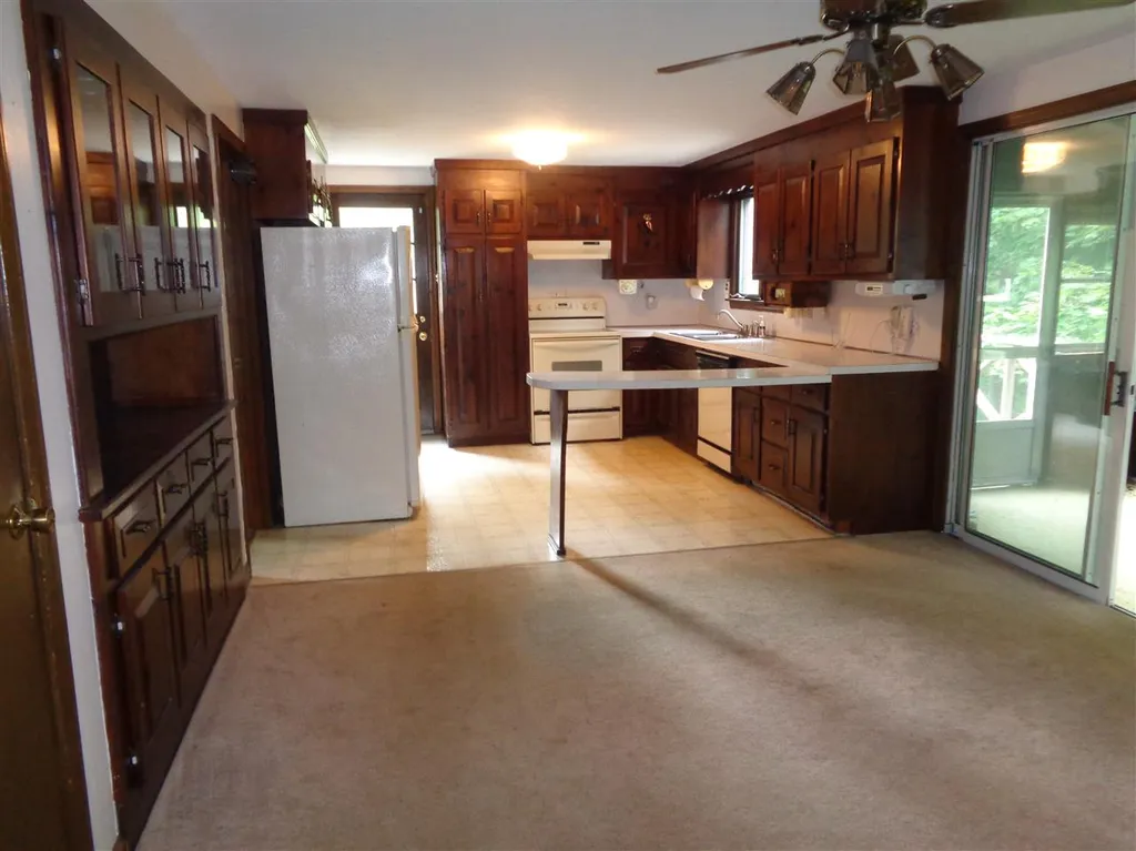 9 Gary Lane Exeter NH 03833