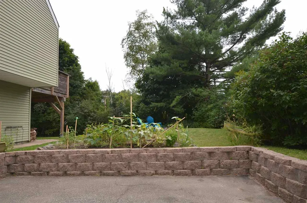 24 Shapleigh Road Kittery ME 03904