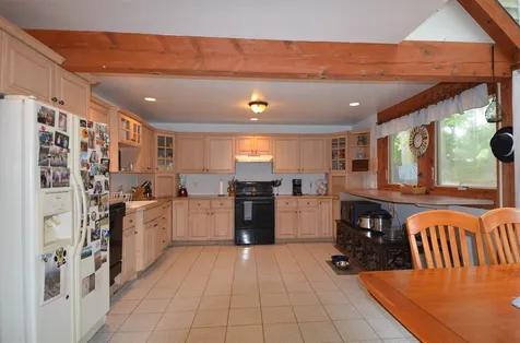 24 Shapleigh Road Kittery ME 03904