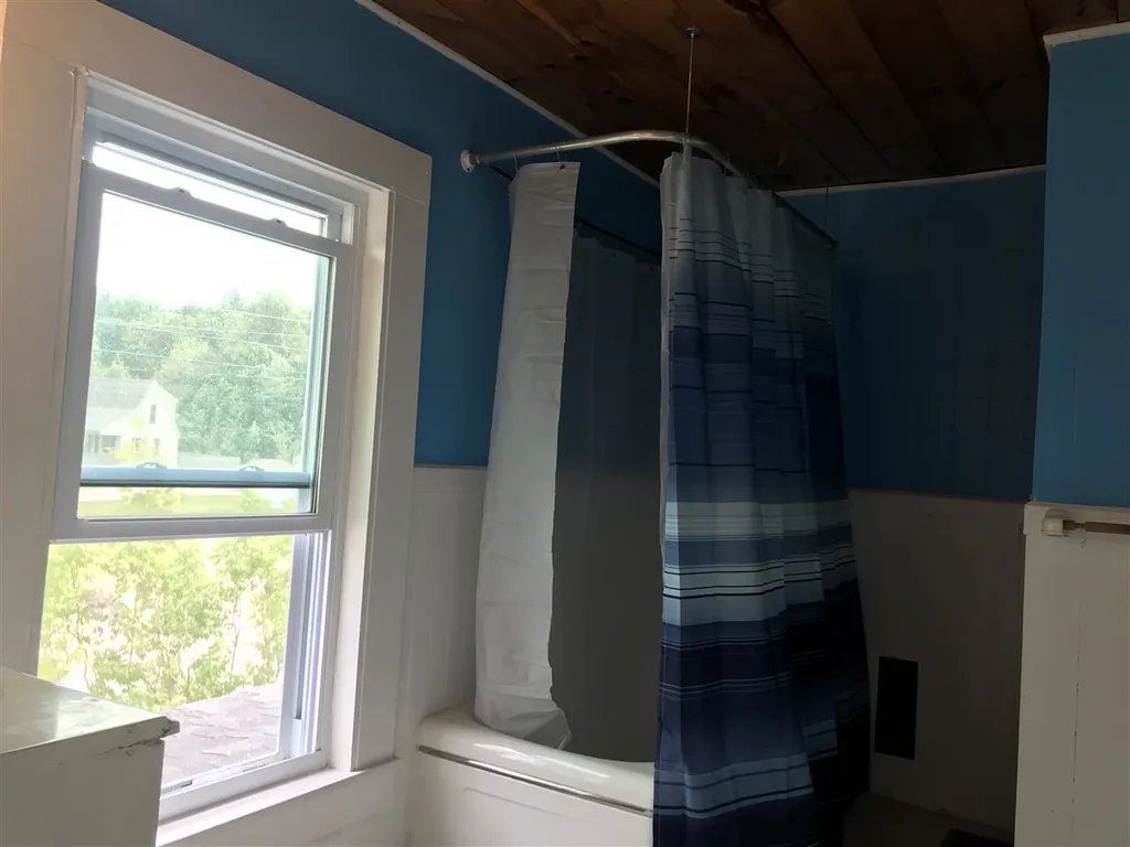 41 Union Street Hillsborough NH 03244