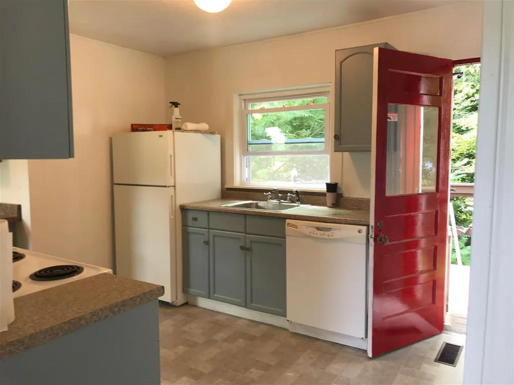 41 Union Street Hillsborough NH 03244