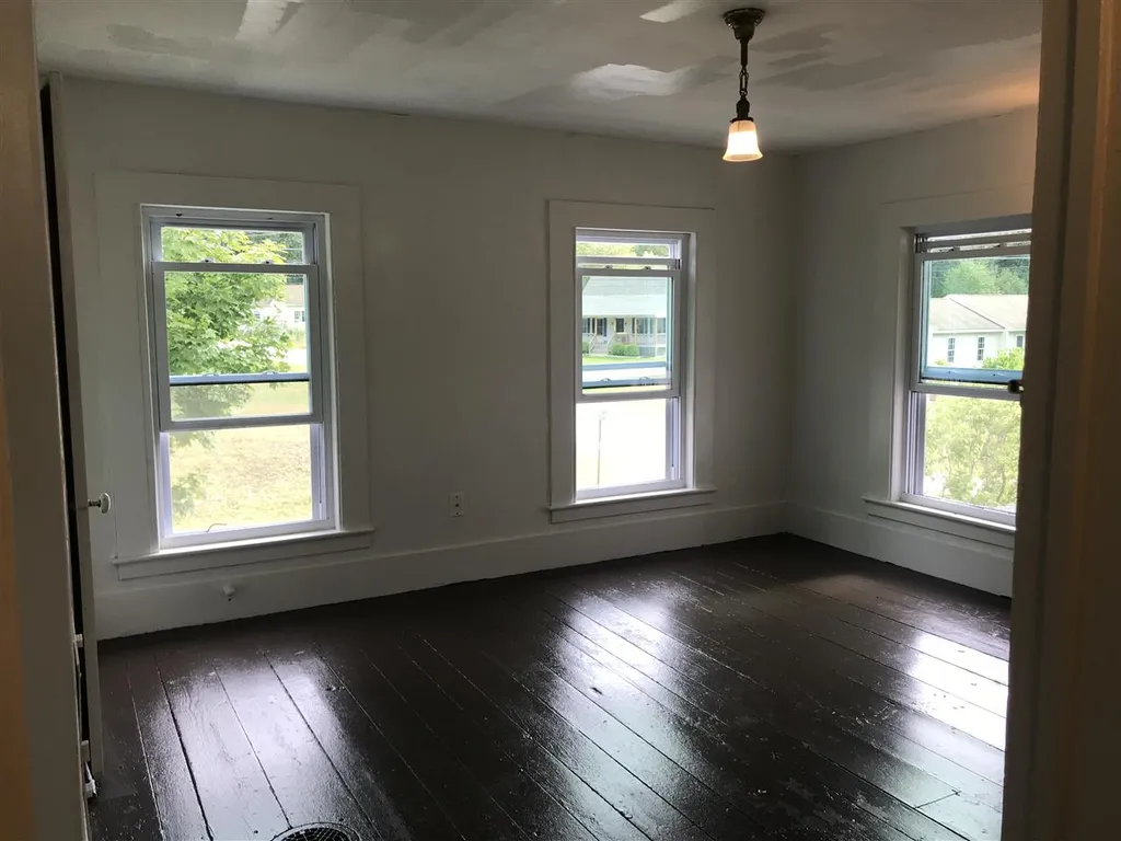 41 Union Street Hillsborough NH 03244