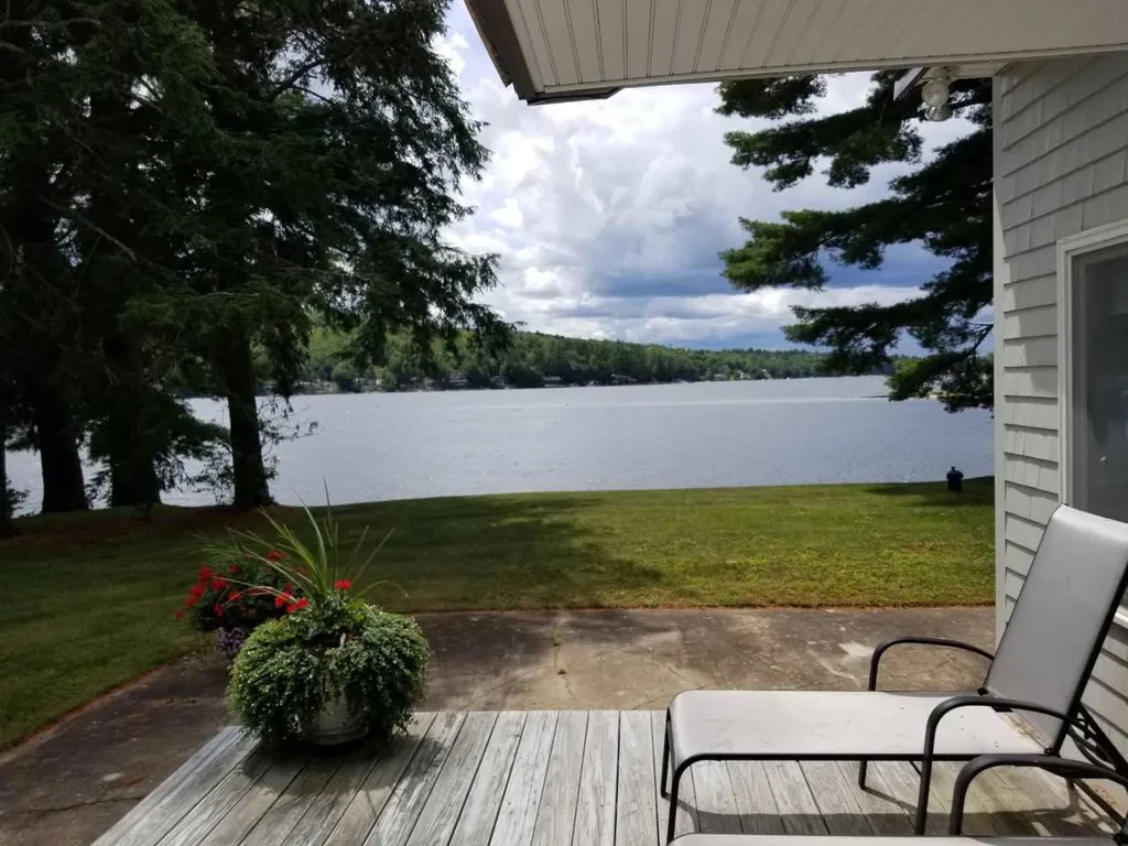 180 Pine Point Drive New Durham NH 03855
