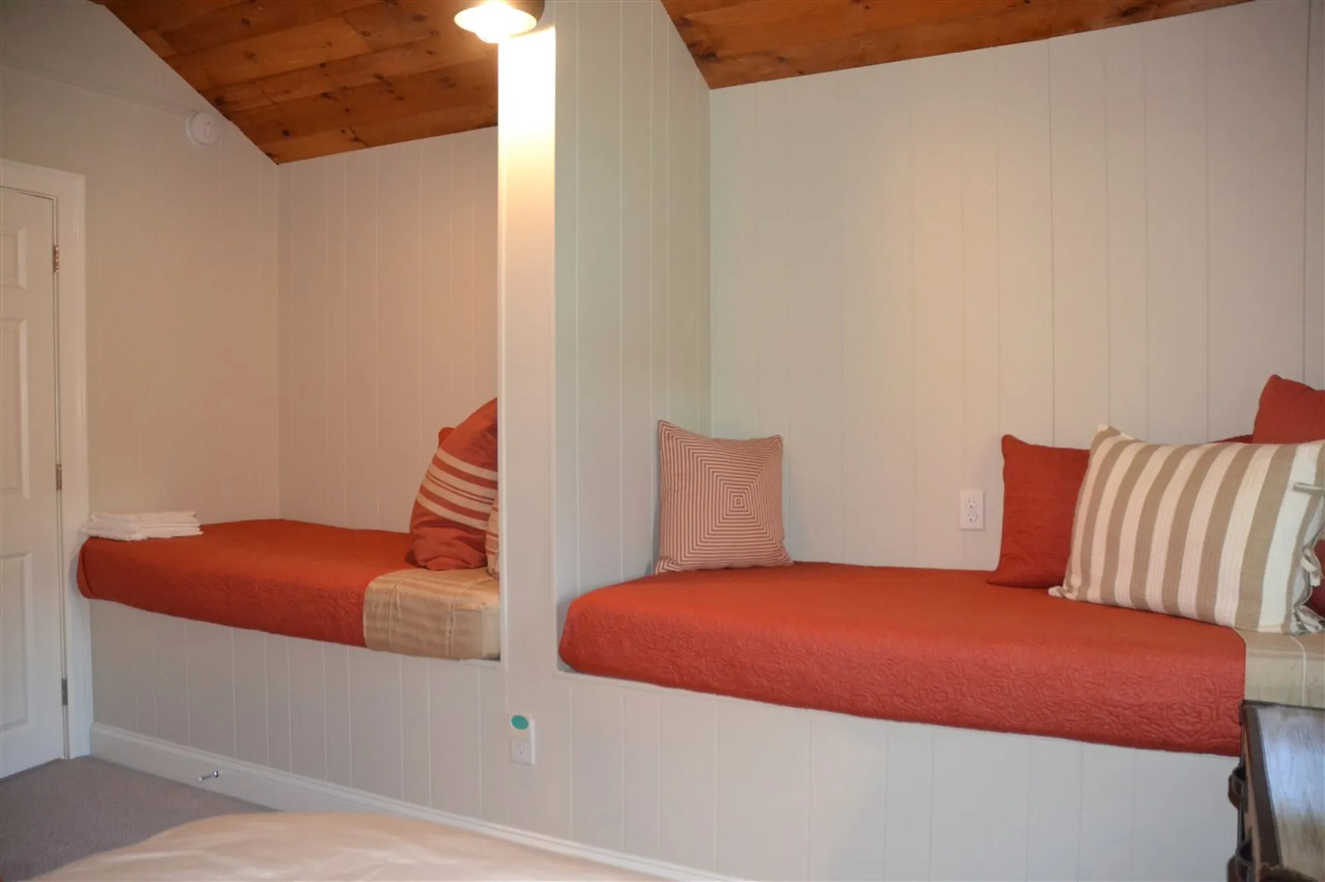 180 Pine Point Drive New Durham NH 03855