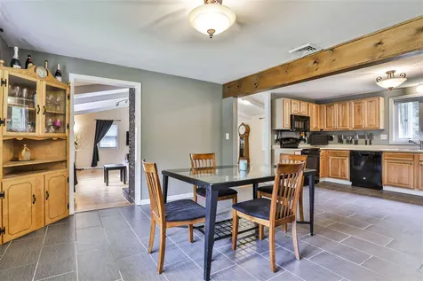 54 Heritage Circle Hudson NH 03051