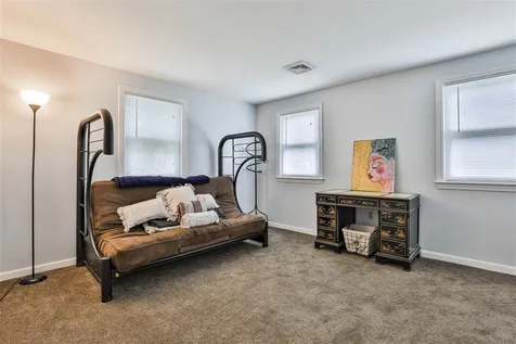 54 Heritage Circle Hudson NH 03051