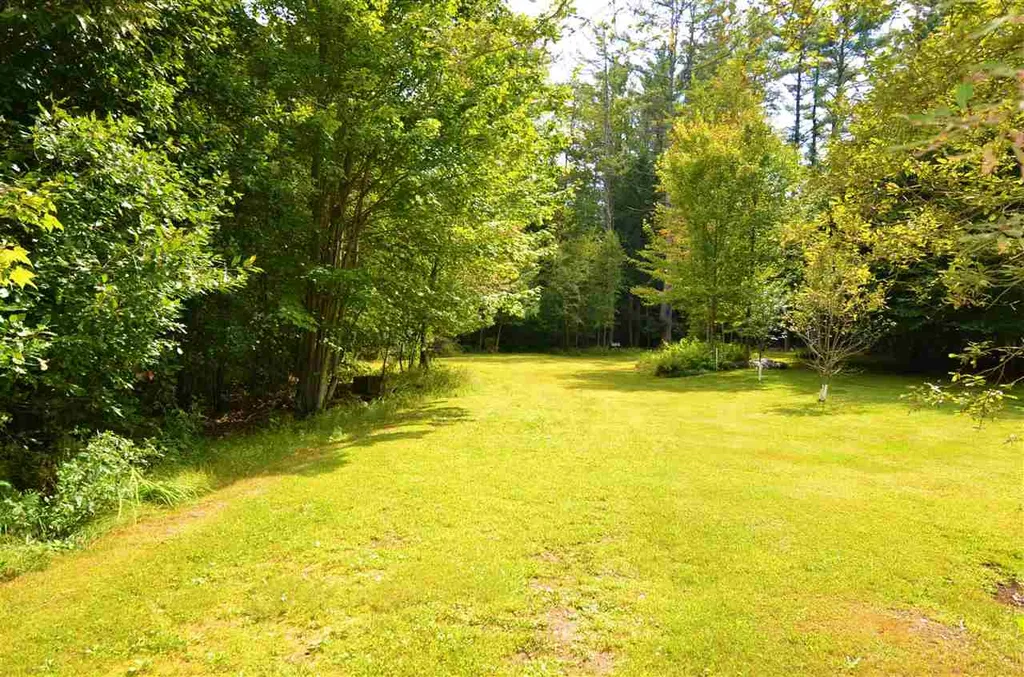 16 Fairway Avenue Newport NH 03773