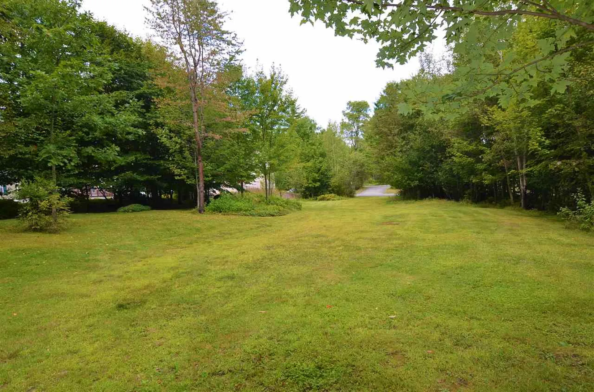 16 Fairway Avenue Newport NH 03773