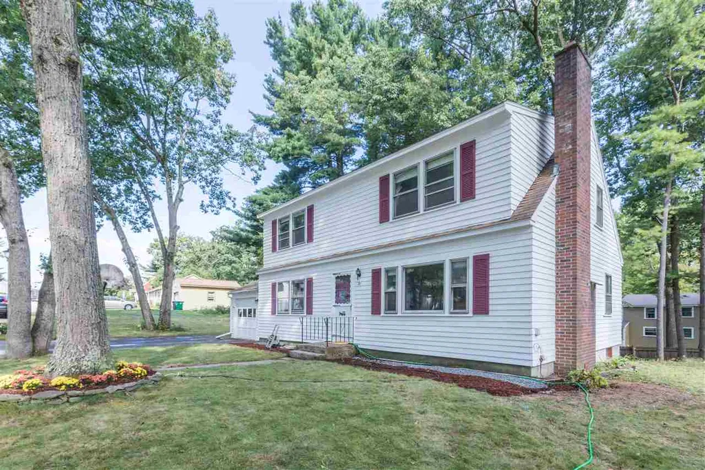 21 Vespa Lane Nashua NH 03064
