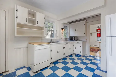 137 Winnacunnet Road Hampton NH 03842