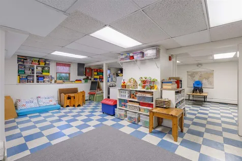 137 Winnacunnet Road Hampton NH 03842
