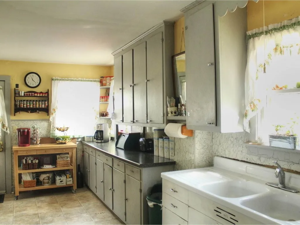 6 Catherine Street Burlington VT 05401