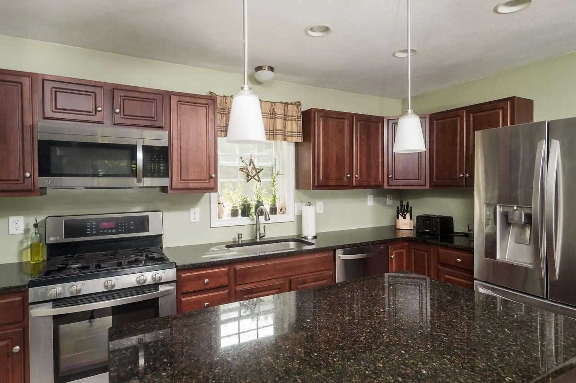 165 Upper Deerfield Road Northwood NH 03261