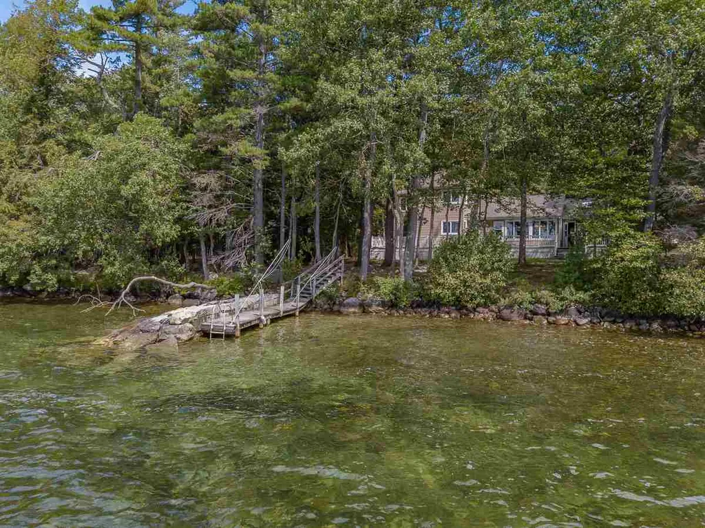 30 Mahala Road Moultonborough NH 03254