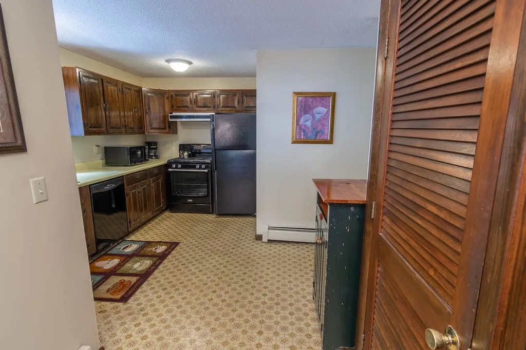 30 Mahala Road Moultonborough NH 03254