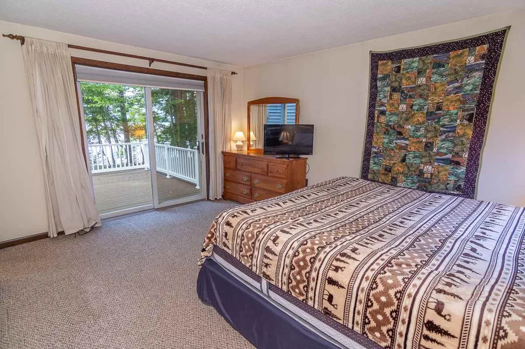 30 Mahala Road Moultonborough NH 03254